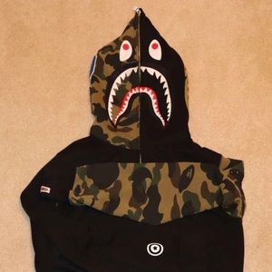 Black and camo bape hoodie size L
